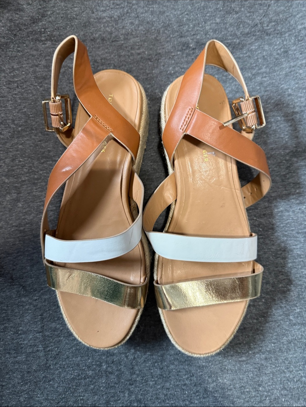 Women’s Tommy Hilfiger sandals size 7 1/2